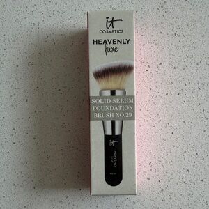 it cosmetics Foundation Brush